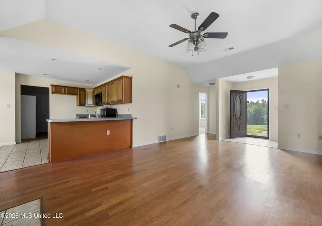 Photo 3 of Single family home for sale at 1459 N Red Banks Rd, Red Banks, MS 38661 | MLS# 4156887 | Listing updated on 2026-09-09