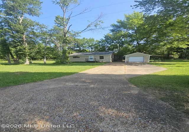 Photo 1 of Single family home for sale at 13224 Abernathy Rd, Byhalia, MS 38611 | MLS# 4157268 | Listing updated on 2026-08-06