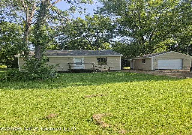 Photo 2 of Single family home for sale at 13224 Abernathy Rd, Byhalia, MS 38611 | MLS# 4157268 | Listing updated on 2026-08-06