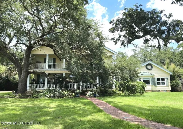 Photo 1 of Single family home for sale at 3117 Beach Blvd, Pascagoula, MS 39567 | MLS# 4156629 | Listing updated on 2026-08-14