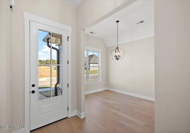 Photo 4 of Single family home for sale at 705 Washington St, Nesbit, MS 38651 | MLS# 4156600 | Listing updated on 2026-07-21