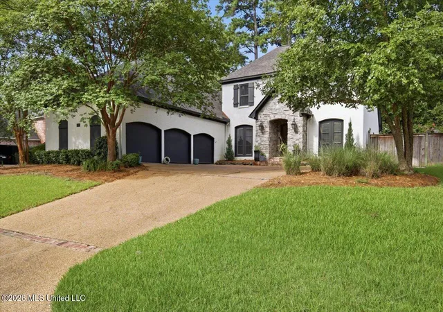 Photo 1 of Sale Pending at 520 Heatherstone Ct, Ridgeland, MS 39157 | MLS# 4156649 | Listing updated on 2026-09-04
