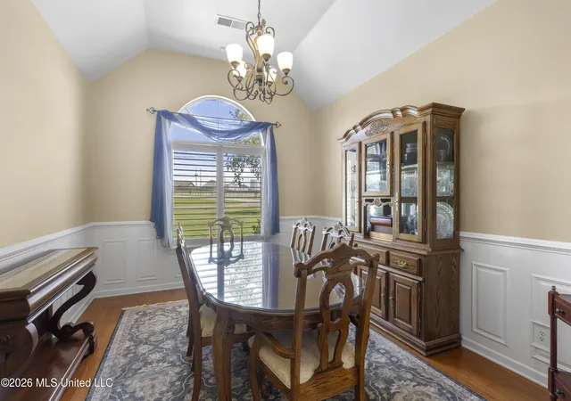 Photo 3 of Single family home for sale at 1977 Tara Lakes Dr, Hernando, MS 38632 | MLS# 4156871 | Listing updated on 2026-08-30