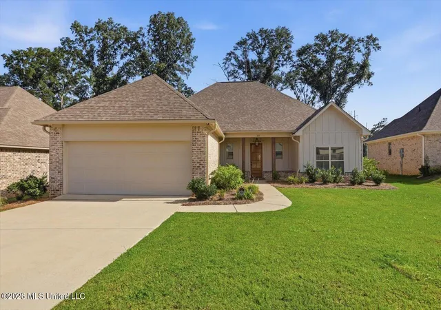 Photo 1 of Single family home for sale at 212 Birch Ln, Canton, MS 39046 | MLS# 4156685 | Listing updated on 2026-07-22