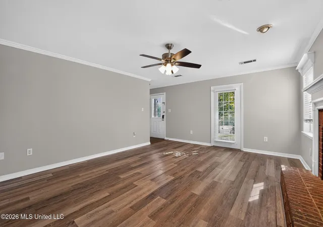 Photo 3 of Single family home for sale at 326 Crestview Dr, Madison, MS 39110 | MLS# 4156882 | Listing updated on 2026-08-20