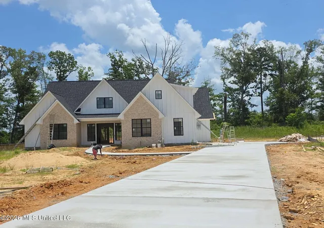 Photo 1 of Single family home for sale at 141 Richburg Ct, Pearl, MS 39208 | MLS# 4156682 | Listing updated on 2026-08-31