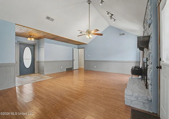 Photo 2 of Sale Pending at 7106 Maplewood Cvs, Olive Branch, MS 38654 | MLS# 4156835 | Listing updated on 2026-08-23