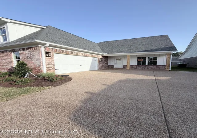 Photo 2 of Single family home for sale at 6079 River Birch Rd, Walls, MS 38680 | MLS# 4156949 | Listing updated on 2026-07-24
