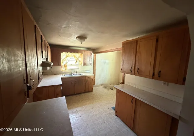 Photo 2 of Single family home for sale at 203 Tulsa St, Pearl, MS 39208 | MLS# 4156670 | Listing updated on 2026-09-09