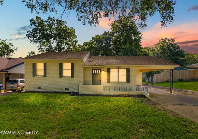 Photo 1 of Sale Pending at 8708 Yorktown Dr, Southaven, MS 38671 | MLS# 4156681 | Listing updated on 2026-08-04