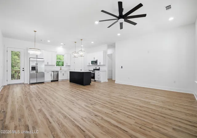 Photo 4 of Single family home for sale at 12470 Pineridge Ct, Gulfport, MS 39503 | MLS# 4156694 | Listing updated on 2026-08-14