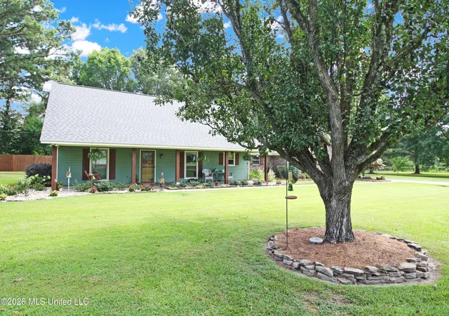 Photo 2 of Single family home for sale at 101 Pinehaven Pl, Clinton, MS 39056 | MLS# 4156687 | Listing updated on 2026-09-14