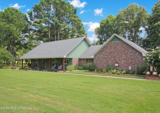 Photo 4 of Single family home for sale at 101 Pinehaven Pl, Clinton, MS 39056 | MLS# 4156687 | Listing updated on 2026-09-14