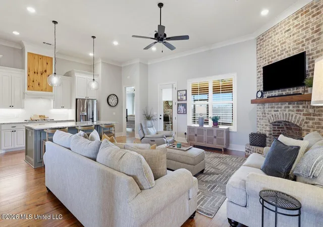 Photo 4 of Sale Pending at 1124 Old Ct Xing, Flowood, MS 39232 | MLS# 4156690 | Listing updated on 2026-08-26