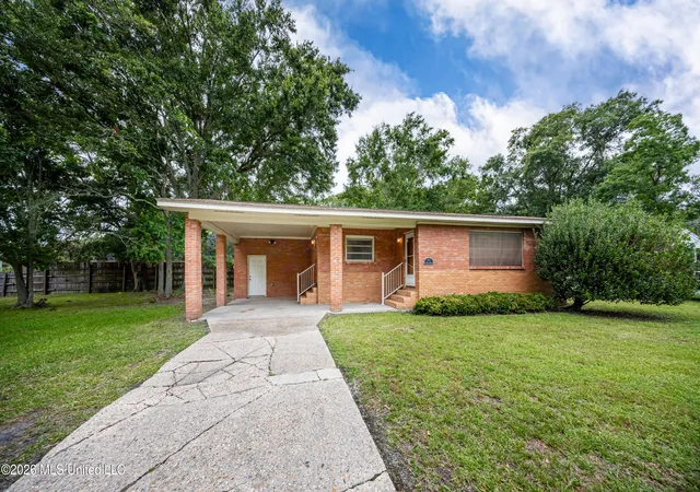 Photo 1 of Sale Pending at 1907 9th Street, Pascagoula, MS 39567 | MLS# 4156961 | Listing updated on 2026-08-14