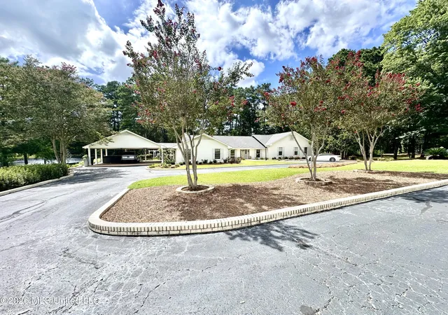 Photo 1 of Single family home for sale at 918 Highway 51 S, Brookhaven, MS 39601 | MLS# 4156853 | Listing updated on 2026-09-17