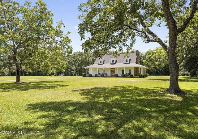 Photo 2 of Single family home for sale at 14365 Country Wood Dr, Gulfport, MS 39503 | MLS# 4156741 | Listing updated on 2026-07-29
