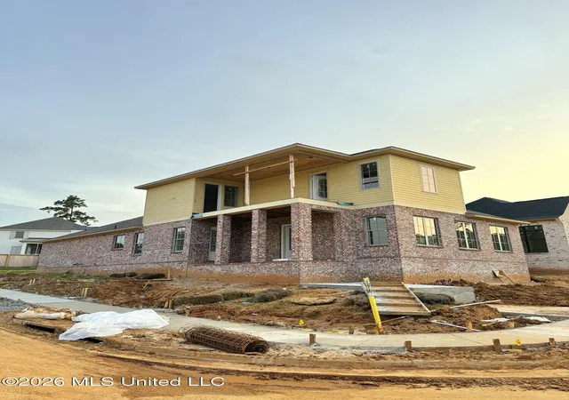 Photo 1 of Sale Pending at 141 Water St, Madison, MS 39110 | MLS# 4156745 | Listing updated on 2026-09-09