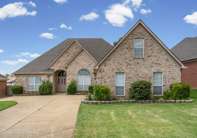 Photo 1 of Single family home for sale at 1638 Mason Dr, Hernando, MS 38632 | MLS# 4156841 | Listing updated on 2026-08-26