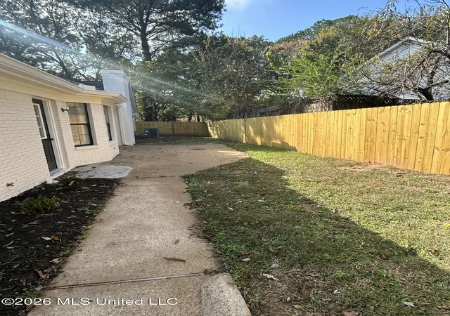 Photo 29 of Single family home for sale at 427 Cherokee Dr, Oxford, MS 38655 | MLS# 4156764 | Listing updated on 2026-08-04