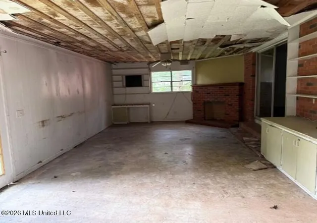 Photo 2 of Single family home for sale at 1123 Broadmoor Ave, Columbia, MS 39429 | MLS# 4156781 | Listing updated on 2026-09-18