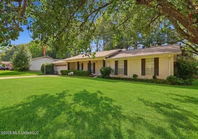 Photo 2 of Sale Pending at 1219 Canterbury Ln, Clinton, MS 39056 | MLS# 4156848 | Listing updated on 2026-09-02