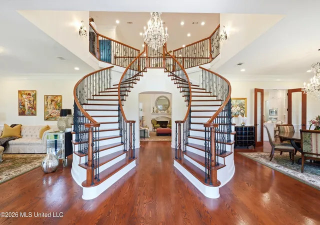 Photo 3 of Single family home for sale at 301 Pinehurst Cir, Ridgeland, MS 39157 | MLS# 4157264 | Listing updated on 2026-07-30