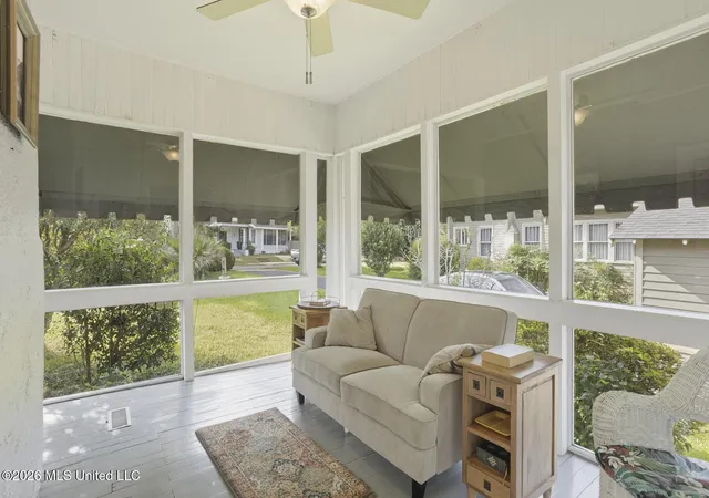 Photo 3 of Single family home for sale at 1717 Edgewood St, Jackson, MS 39202 | MLS# 4156834 | Listing updated on 2026-09-16