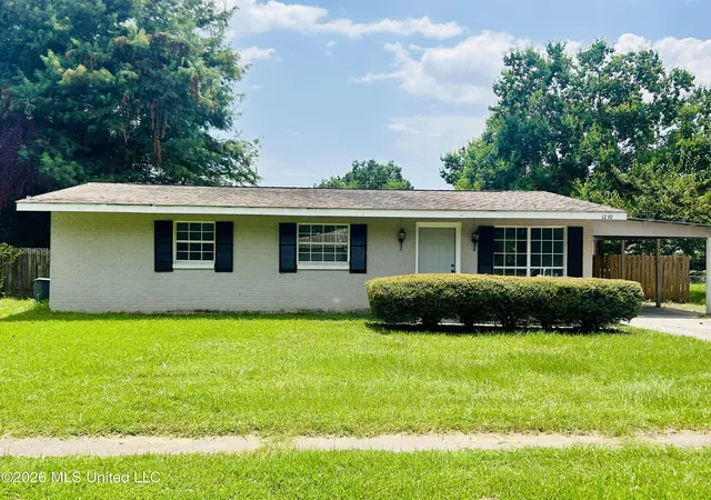 Photo 1 of Sale Pending at 1210 Plum St, Vidalia, LA 71373 | MLS# 4156816 | Listing updated on 2026-08-08