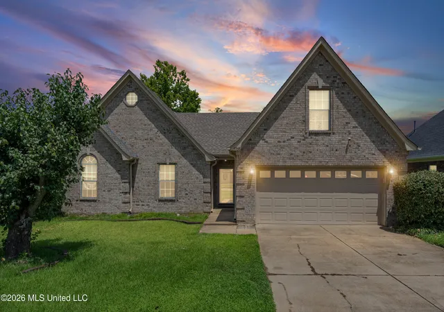 Photo 1 of Single family home for sale at 9768 Crape Myrtle Dr, Olive Branch, MS 38654 | MLS# 4156798 | Listing updated on 2026-09-11