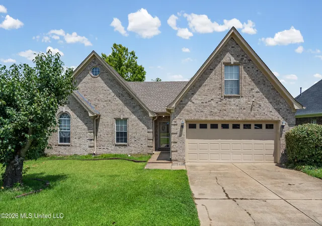 Photo 2 of Single family home for sale at 9768 Crape Myrtle Dr, Olive Branch, MS 38654 | MLS# 4156798 | Listing updated on 2026-09-11