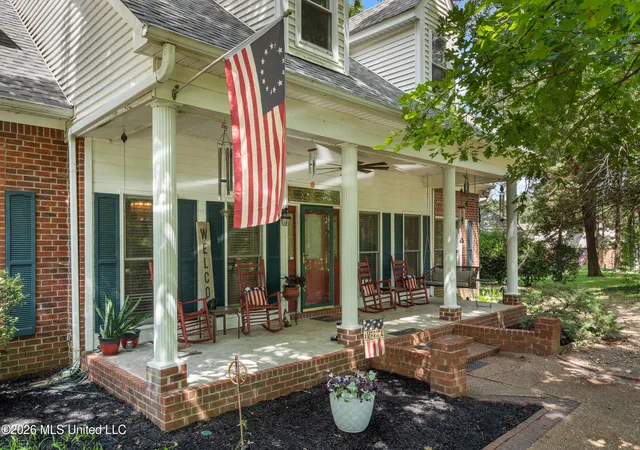 Photo 1 of Single family home for sale at 8265 Windersgate Dr, Olive Branch, MS 38654 | MLS# 4156806 | Listing updated on 2026-09-08