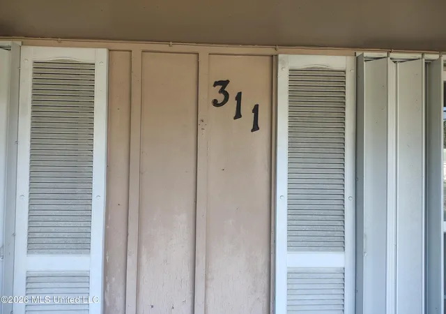 Photo 2 of Single family home for sale at 311 Lakeview Blvd, Biloxi, MS 39531 | MLS# 4156814 | Listing updated on 2026-09-18