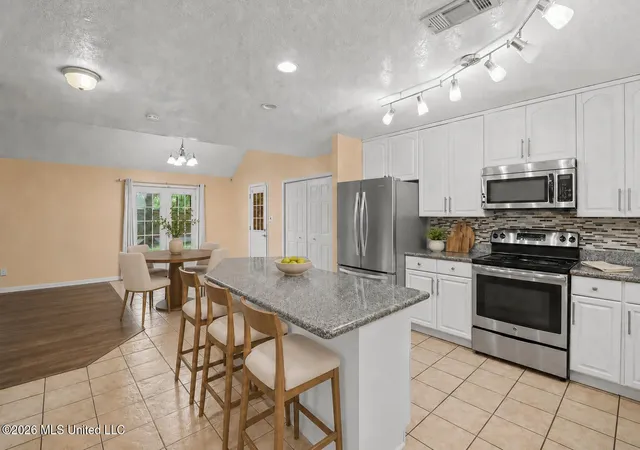 Photo 4 of Sale Pending at 109 S Wright Ave, Long Beach, MS 39560 | MLS# 4156966 | Listing updated on 2026-08-24