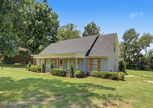 Photo 3 of Sale Pending at 1835 Tara Dr, Hernando, MS 38632 | MLS# 4157385 | Listing updated on 2026-08-20