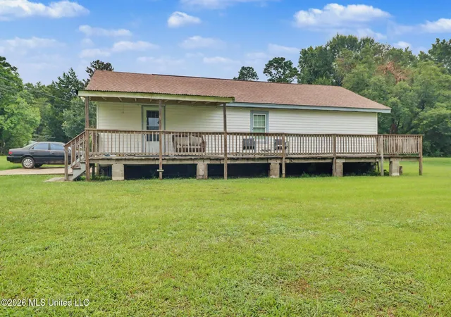 Photo 1 of Sale Pending at 6066 Stacey Ln, Biloxi, MS 39532 | MLS# 4156878 | Listing updated on 2026-08-01
