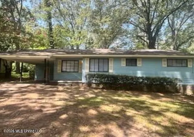 Photo 1 of Sale Pending at 2001 Paden St, Jackson, MS 39204 | MLS# 4156890 | Listing updated on 2026-08-14
