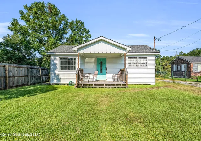 Photo 2 of Sale Pending at 1202 Saint Joseph St, Waveland, MS 39576 | MLS# 4158451 | Listing updated on 2026-08-13