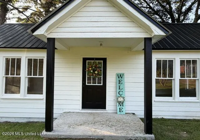 Photo 1 of Single family home for sale at 834 Ms 12, Kosciusko, MS 39090 | MLS# 4156943 | Listing updated on 2026-08-31