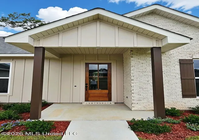Photo 3 of Single family home for sale at 47 Knoll Crk Dr, Carriere, MS 39426 | MLS# 4156909 | Listing updated on 2026-07-28
