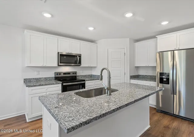 Photo 2 of Single family home for sale at 13529 Garland Rd, Ocean Springs, MS 39564 | MLS# 4156918 | Listing updated on 2026-10-19