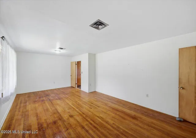Photo 3 of Single family home for sale at 107 W Bell Ave, Mendenhall, MS 39114 | MLS# 4157691 | Listing updated on 2026-08-09