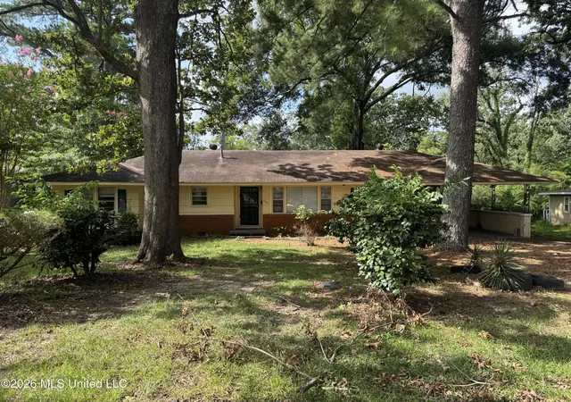 Photo 1 of Single family home for sale at 245 Shady Cir, Jackson, MS 39204 | MLS# 4156973 | Listing updated on 2026-09-03