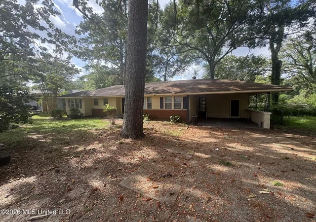 Photo 2 of Single family home for sale at 245 Shady Cir, Jackson, MS 39204 | MLS# 4156973 | Listing updated on 2026-09-03