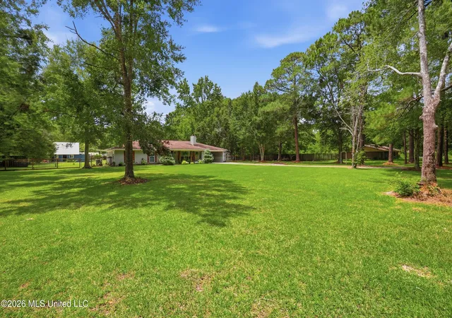 Photo 3 of Single family home for sale at 8801 Dixie St, Ocean Springs, MS 39564 | MLS# 4157015 | Listing updated on 2026-09-18