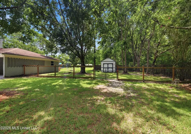 Photo 4 of Single family home for sale at 8801 Dixie St, Ocean Springs, MS 39564 | MLS# 4157015 | Listing updated on 2026-09-18