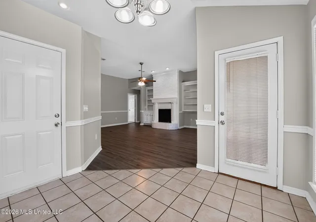 Photo 3 of Single family home for sale at 816 Strawberry Pointe, Madison, MS 39110 | MLS# 4157044 | Listing updated on 2026-08-27