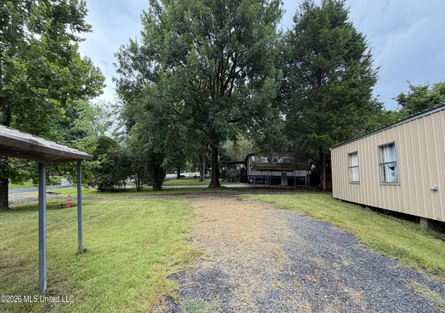Photo 4 of Manufactured home for sale at 123 Sunny Ln, Florence, MS 39073 | MLS# 4157020 | Listing updated on 2026-07-24