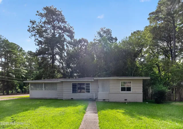Photo 1 of Single family home for sale at 5572 Pine Ln Dr, Jackson, MS 39211 | MLS# 4157543 | Listing updated on 2026-09-17