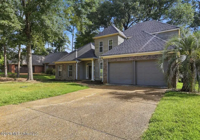Photo 2 of Single family home for sale at 412 Meadowgreen Ln, Canton, MS 39046 | MLS# 4158343 | Listing updated on 2026-10-07